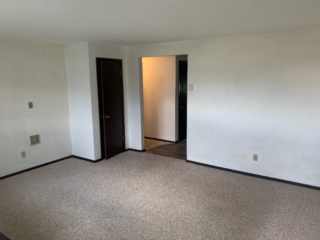 2215 9th Ave unit . B, Helena, MT 59601 - photo 2