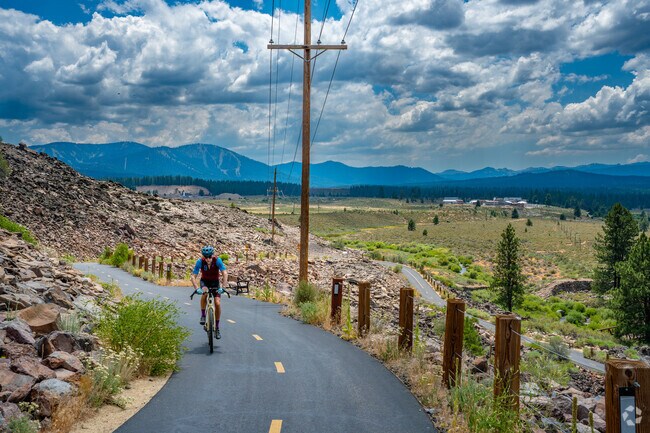 Scenic bike paths curve through rocky hills near the edge of Truckee’s forest.
