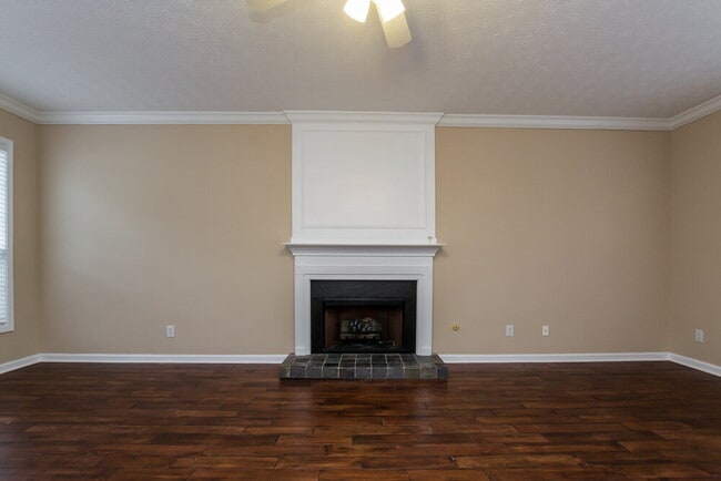 225 Chamberlyn Ln, Hiram, GA 30141 - photo 2