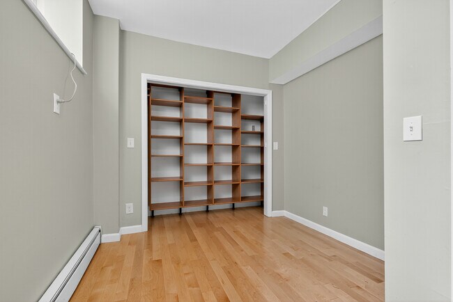 55 Thatcher St unit A, Brookline, MA 02446 - photo 5