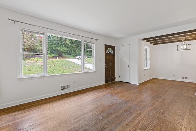 1982 Rena Cir SW, Atlanta, GA 30311 - photo 5