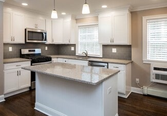 1 Kowal St, Clifton, NJ 07013