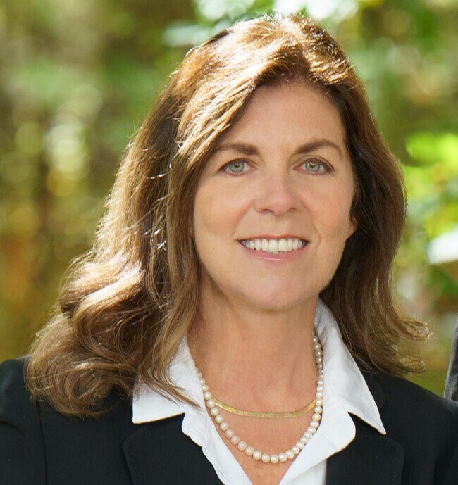 Lynne Hofmann Ritucci