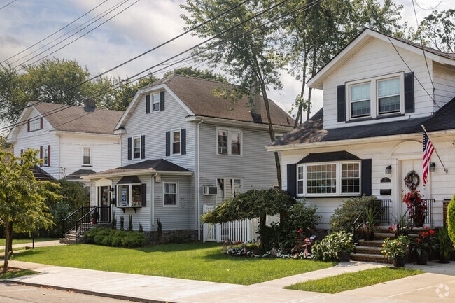 A row of homes in Grant City.