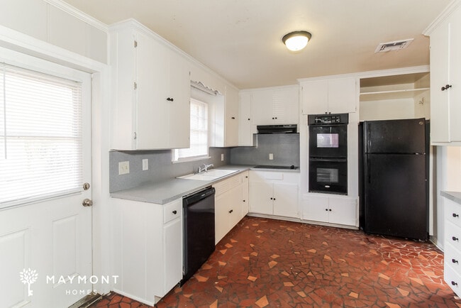 3064 Guymar Rd, Montgomery, AL 36111 - photo 5