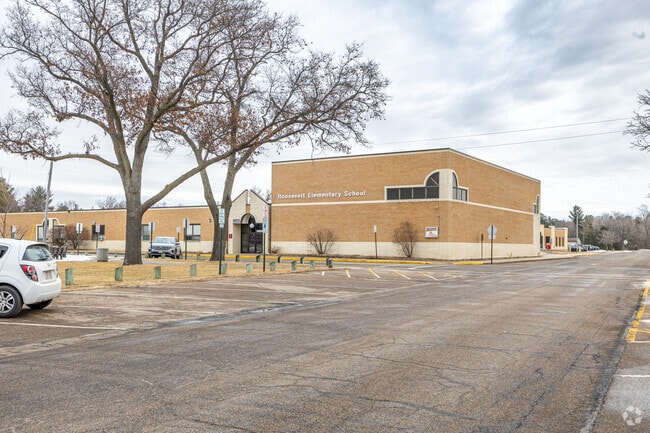 Roosevelt Elementary is a great option in Plover.