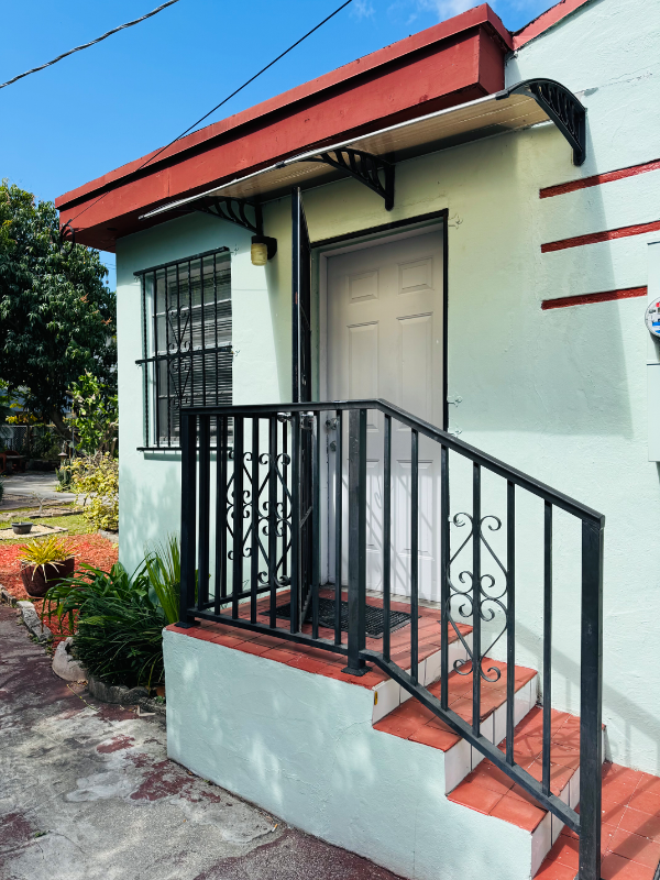 1810 SW 24th Terrace Unit 1810 sw 24th ter unit 2, Miami, FL 33145