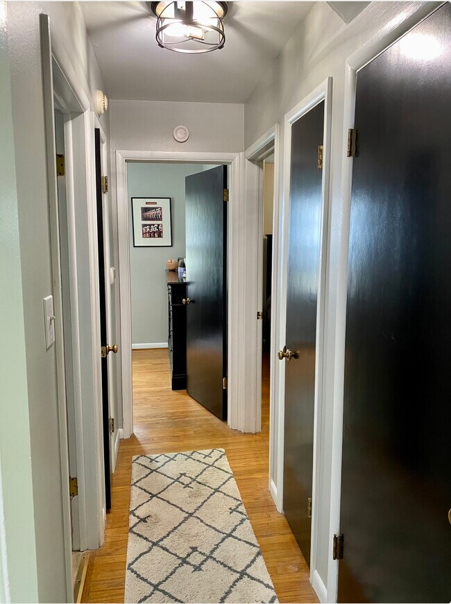 6309 Maple Dr, Indianapolis, IN 46220 - photo 7