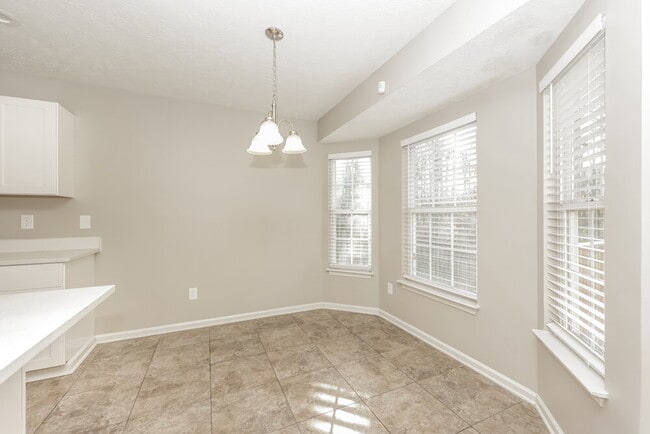 1389 E Nir Shreibman Blvd, La Vergne, TN 37086 - photo 5