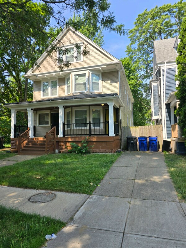 1378 E 85th St Unit 2, Cleveland, OH 44106