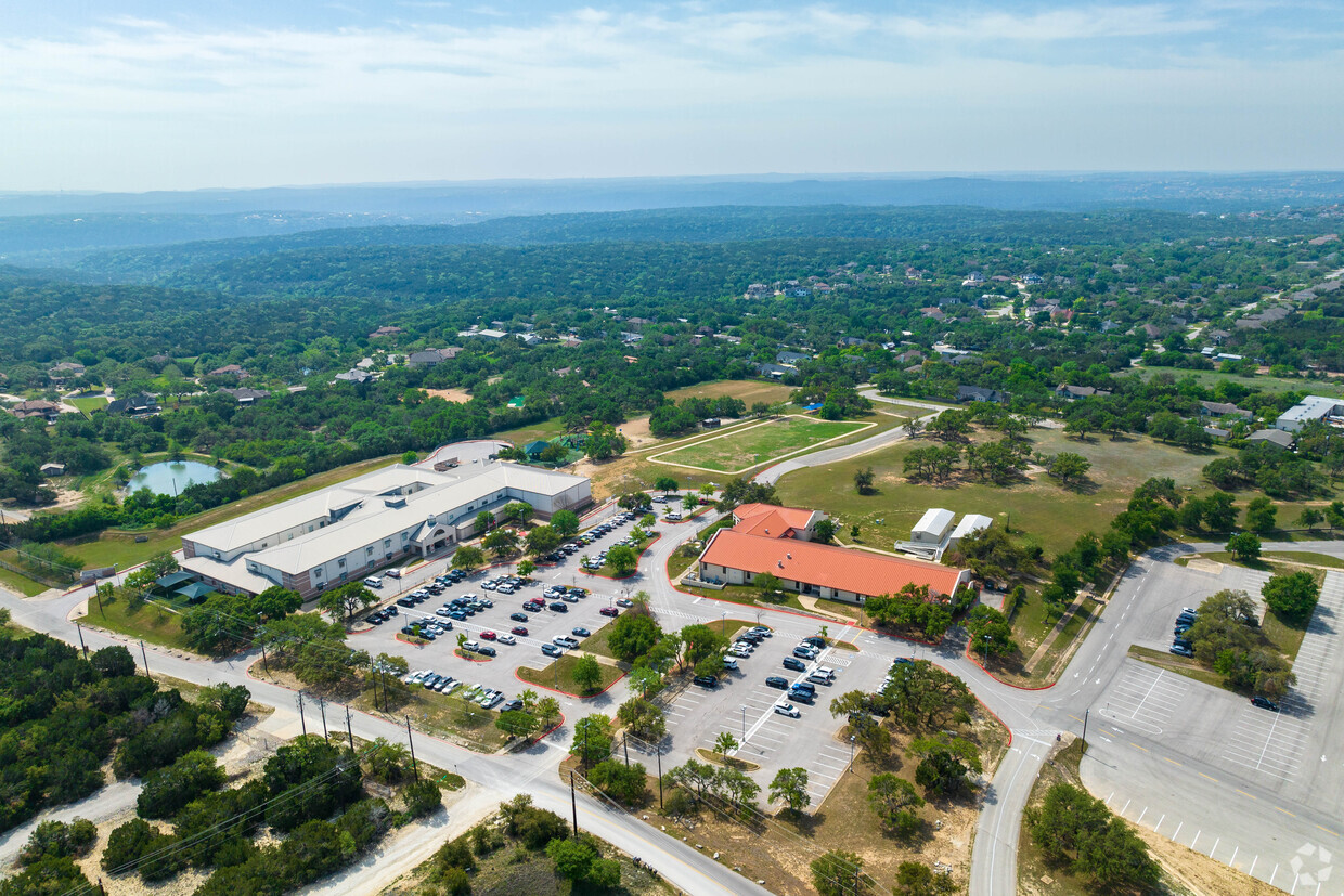 Lakeway Activity Center