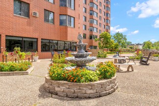 1509 S 10th Ave, Minneapolis, MN 55404