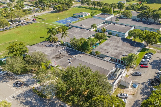 Redondo Elementary School in Homestead, FL has great curriculums for students.