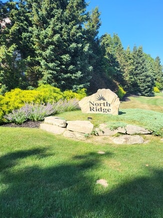 18400 N Ridge Ct, Spring Lake, MI 49456