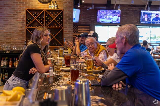 Blue 32 serves American food and a variety of beers on tap in North Central Mesa.