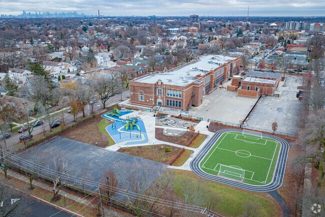 James B Farnsworth Elementary School is shaping future leaders in Jefferson Park.