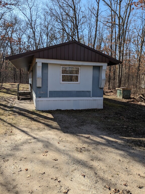 4634 Rosemarie St, Wellston, MI 49689