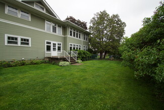 2523 1/2 Leclaire St Unit 2523, Davenport, IA 52803