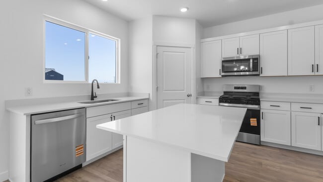 1563 E 960 N, Salem, UT 84653 - photo 2