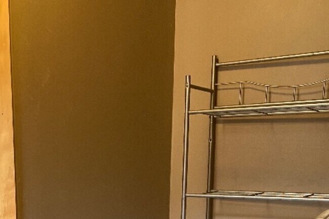 341 W 3rd St unit 1, Williamsport, PA 17701 - photo 7