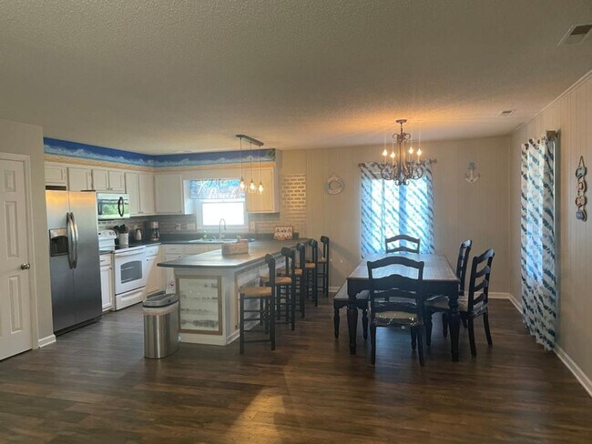 321 NE 59th St unit ID1266304P, Oak Island, NC 28465 - photo 3