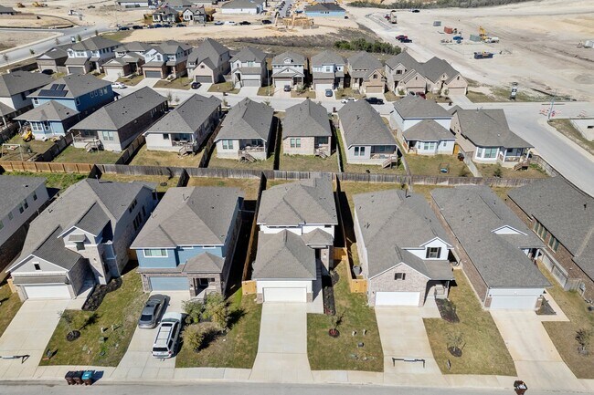 2621 White Willow, San Antonio, TX 78245 - photo 4