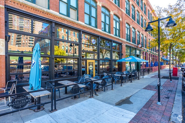 Visit Johnny's Hall of Fame and dine in Downtown Des Moines.