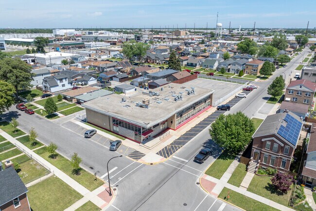 Grant Primary is a public school in Stone Park, IL.