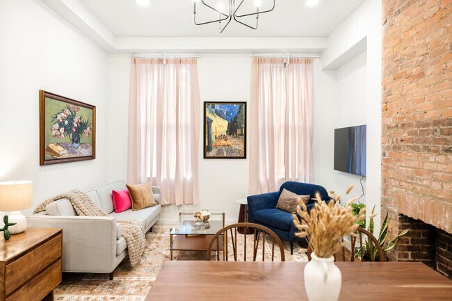 1510 Race St unit ID1056156P, Cincinnati, OH 45202 - photo 2