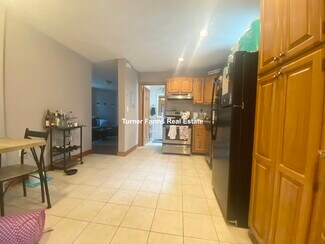 224 Chelsea St Unit 2, Boston, MA 02128