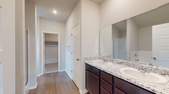 533 W Bluebird St, Gardner, KS 66030 - photo 7