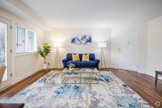 The Glen at Kensington, Kensington, MD 20895 - photo 3