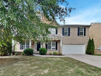 302 Forest Bend Dr, Mount Juliet, TN 37122