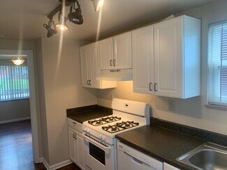4385 Coleridge St Unit upper unit, Pittsburgh, PA 15201