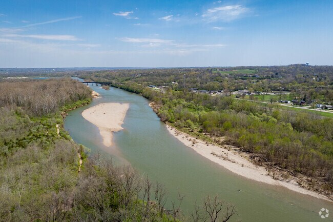 Avalon has access to the Little Miami River which offers fishing, canoeing, and river walks.