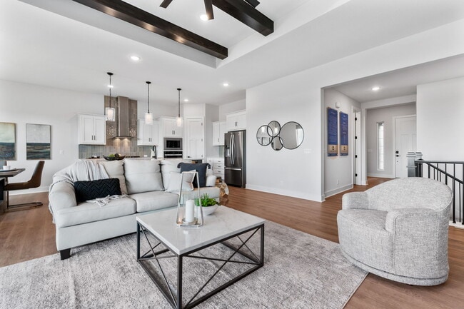 1804 Halls Creek Dr unit 36842030, Raymore, MO 64083 - photo 3