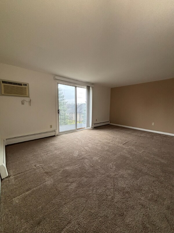 110 Losson Rd unit 15-02, Cheektowaga, NY 14227 - photo 3