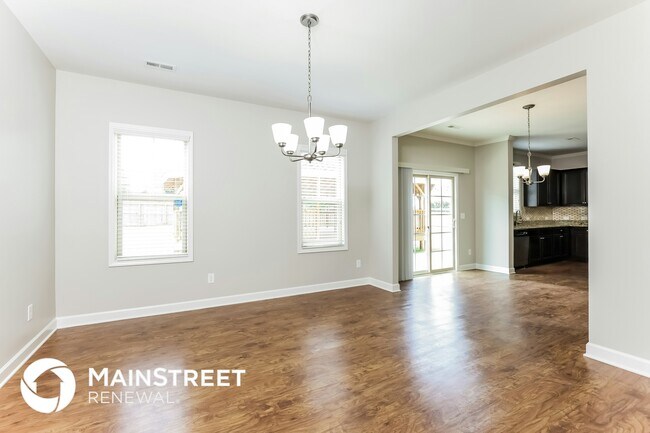 180 Ambergate Dr, Youngsville, NC 27596 - photo 5