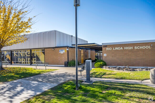 Rio Linda High School inspire students to work hard.