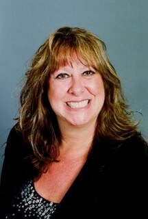 Cyndi Teixeira