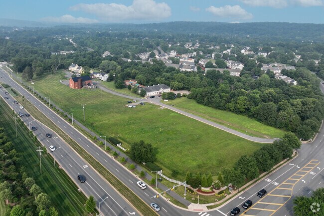 Destiny School of the Arts serves students of Loudoun County.