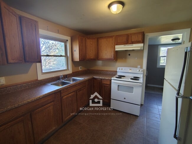 2104 Drexel Dr, Anderson, IN 46011 - photo 3