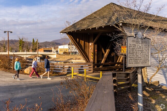 Historical sites near Sycamore Shoals include the covered bridge built in 1882.
