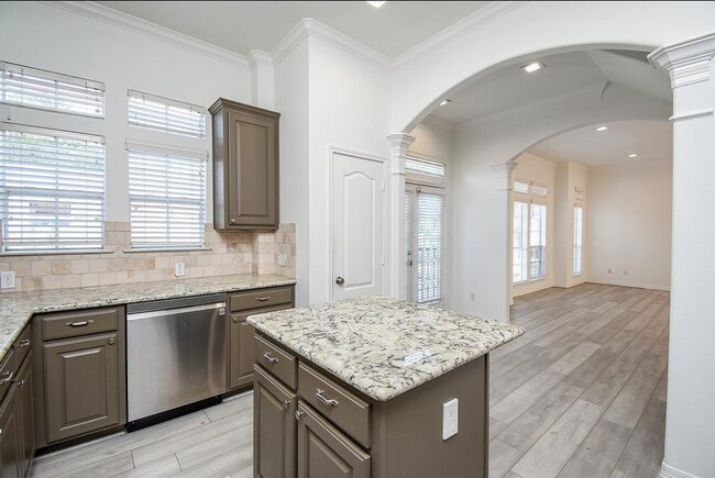 5217 Blossom St unit B, Houston, TX 77007 - photo 6