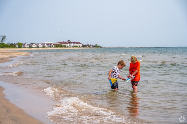 You'll find boaters of all ages at South Shore Beach.