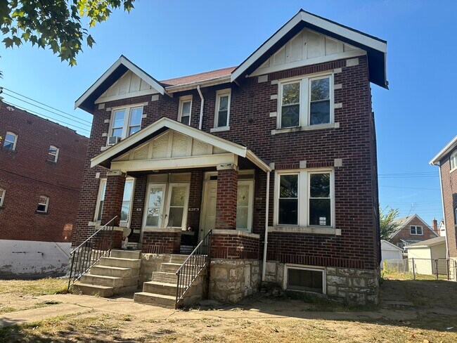 4916 Winona Ave unit 2 West, Saint Louis, MO 63109 - photo 2