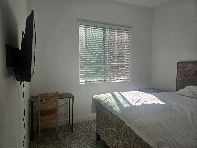 614 Somi Ct, Hayward, CA 94544 - photo 6