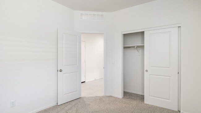 10638 W Bloch Rd, Tolleson, AZ 85353 - photo 6