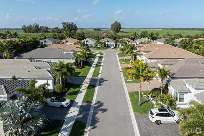 All the homes in Valencia Sound are one story houses.
