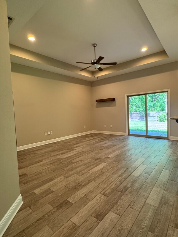 2103 Frontera St, Navarre, FL 32566 - photo 5